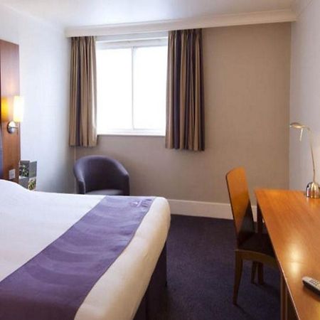 Premier Inn Stoke - Trentham Gardens Exterior foto