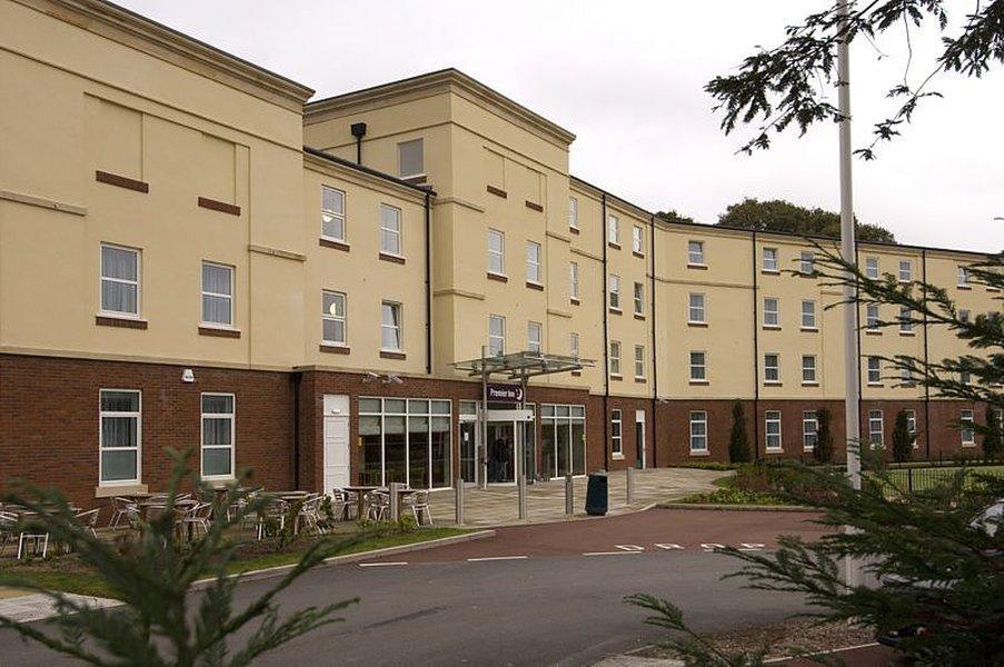 Premier Inn Stoke - Trentham Gardens Exterior foto